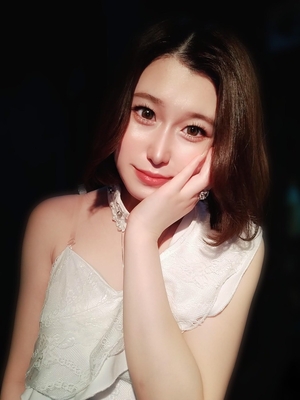 ４０せな